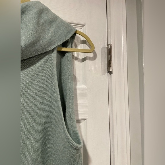 NWT Mia & Tess One Size Sage Green Shawl Collar Soft Knit Wrap Vest Duster - Picture 6 of 11